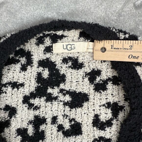 UGG Sweater Women L Black Ivory Animal Print Phoebe Cozycore Print Wrap Cardigan - Picture 8 of 8